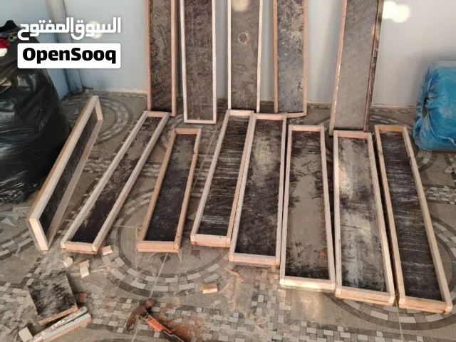 للبيع خشب حق اكل الطيور