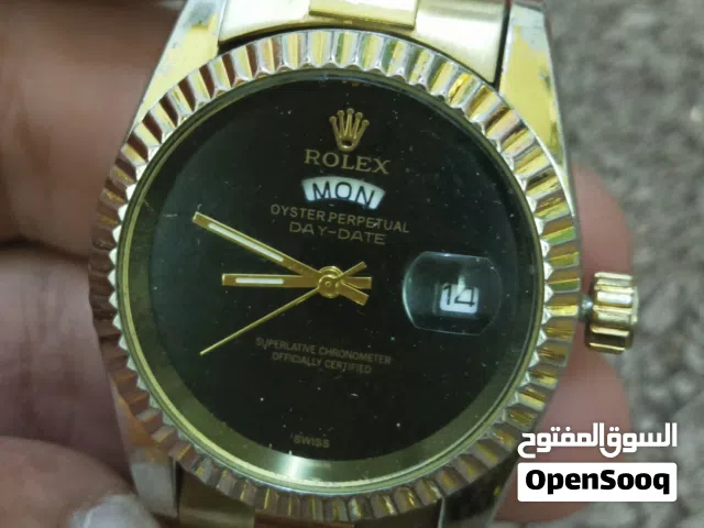 مجموعة ساعات إقرأ الوصف جيدا بسعر مغري جدا