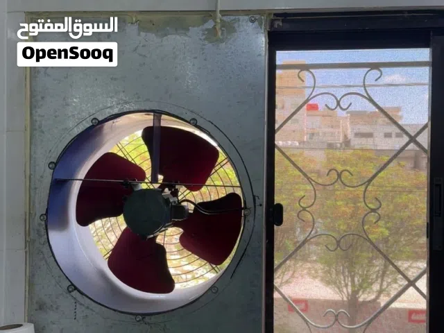 للبيع مطعم مميز بديكورات عصرية ومعدات كاملة وجاهز للتشغيل فوراً