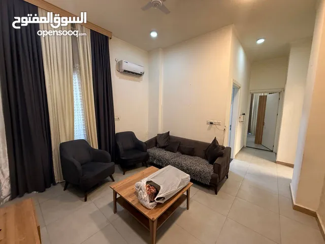 اعلان ايجار شقه مؤثثه مجمع السلام السكني