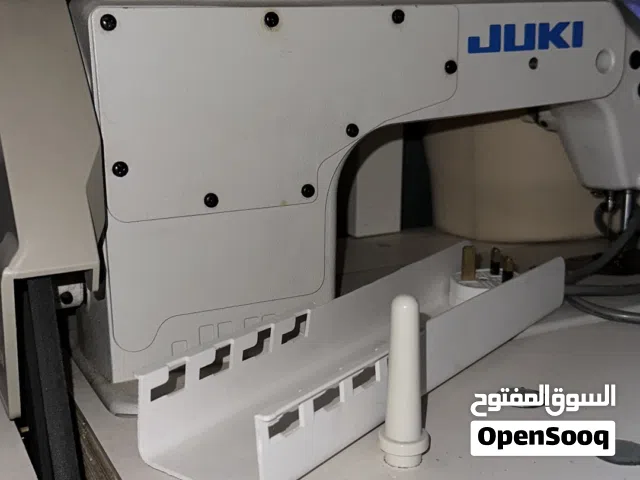 للبيع ماكينة خياطة صناعية من شركة JUKI