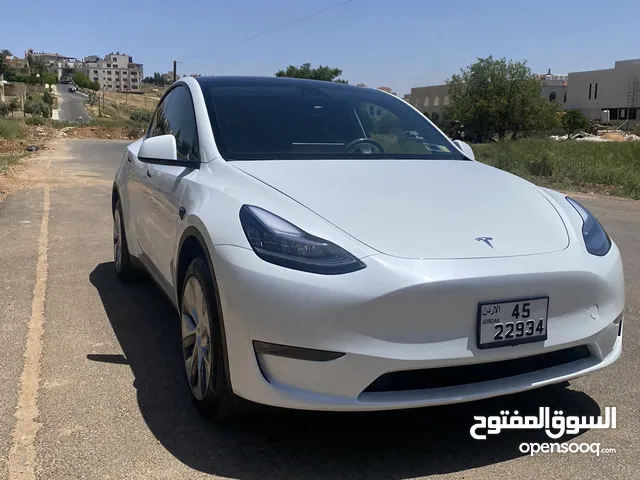 Tesla model y 2023 Long range
