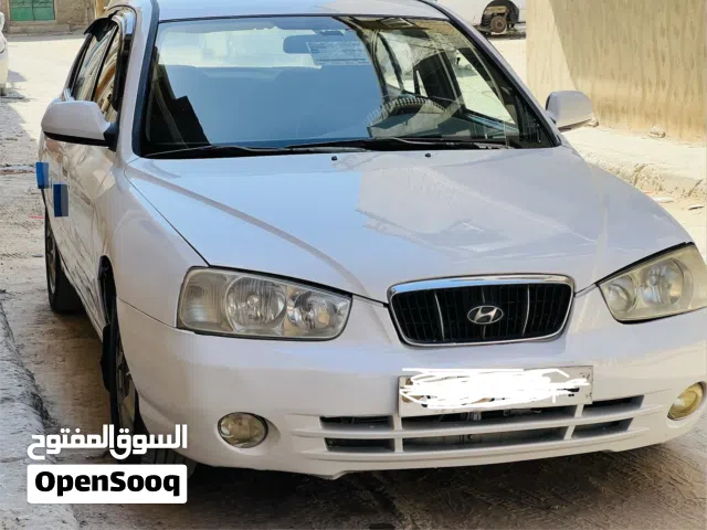 2002 هيونداي افانتي Limited