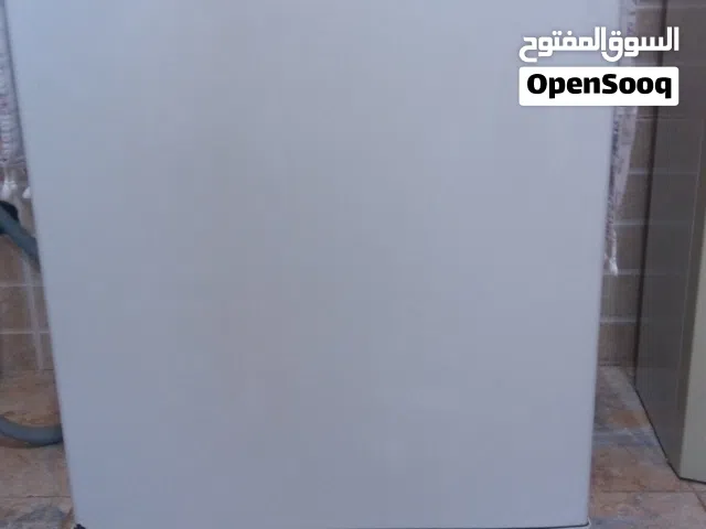 جلابه لون ابيض