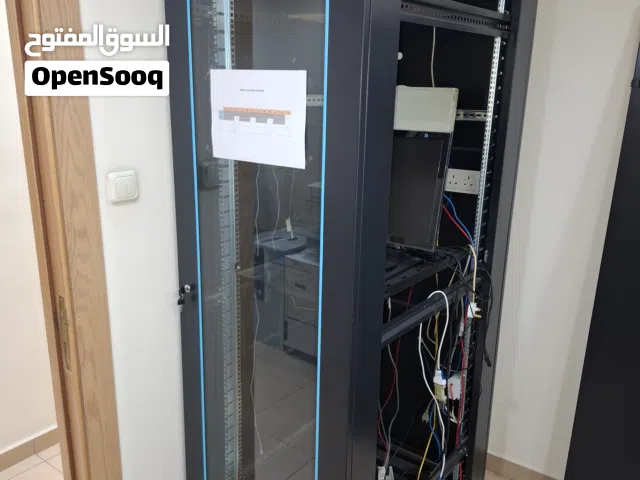 كابينة سيرفر و شبكات