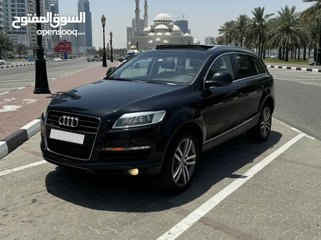 Audi Q7, first owner GCC  MODEL 2009 kilometers 188000 very excellent condition