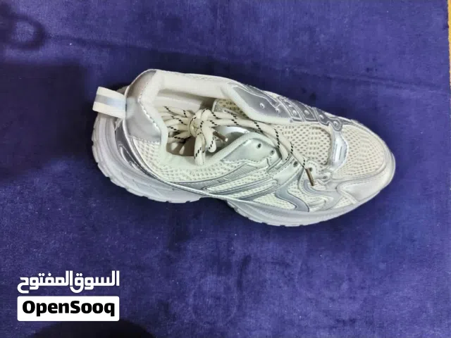 shoe's for girls  شوز بناتي وحريمي