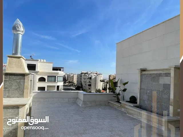 شقة طابق اخير مع روف مع اطلالة رائعة للبيع في دير غبار بالقرب من مسجد ابو شقرا مساحة 250م