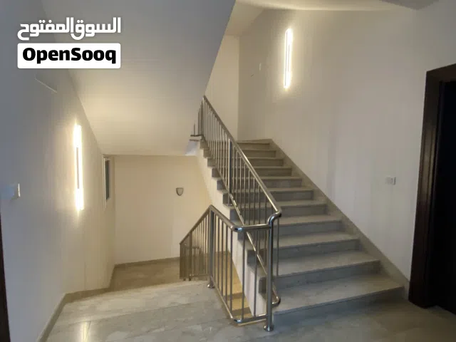170 m2 3 Bedrooms Apartments for Rent in Tripoli Bin Ashour