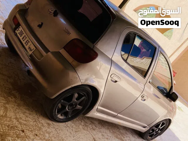 2005 تويوتا يارس S