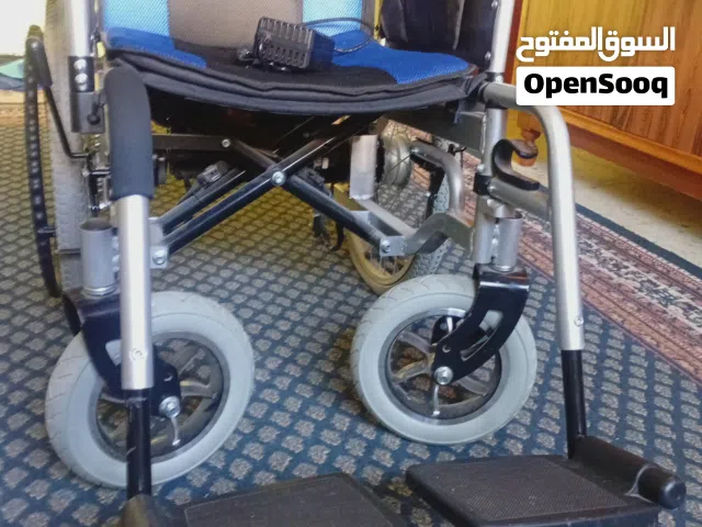 كرسي متحرك كهربائي بالشاحن