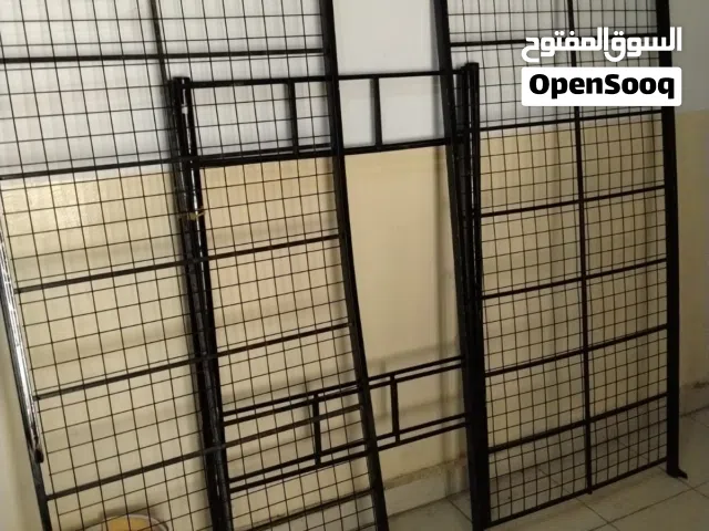 سرير دورين حديد