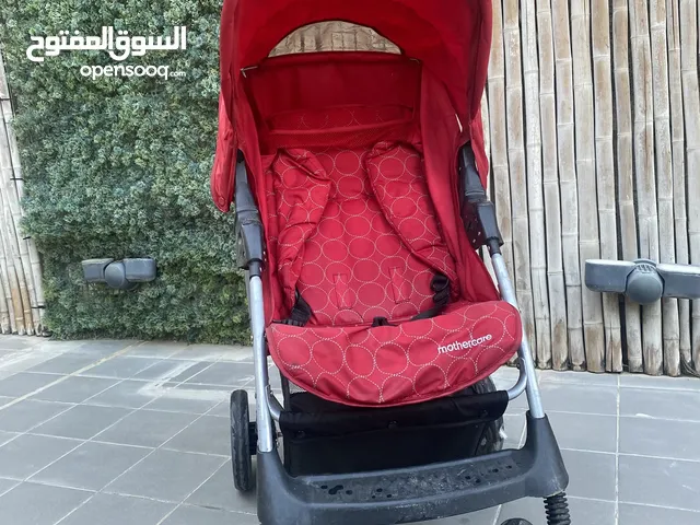 عربة اطفال ماركة mother care البريطانية