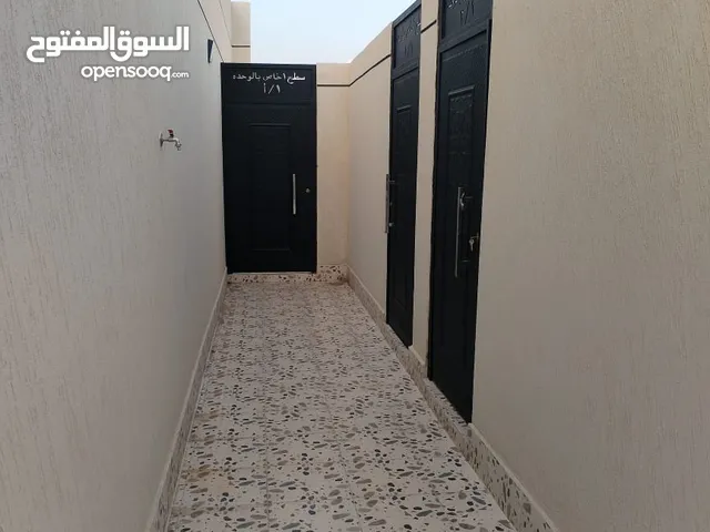 Unfurnished Yearly in Al Madinah Ad Difa