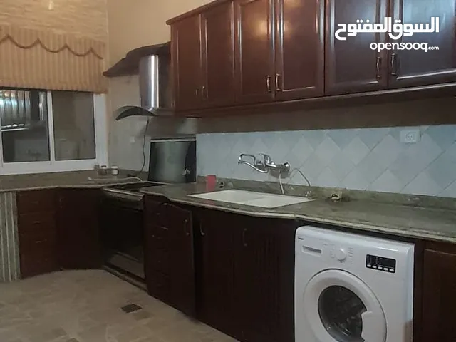 120m2 2 Bedrooms Apartments for Rent in Nablus Tal St.