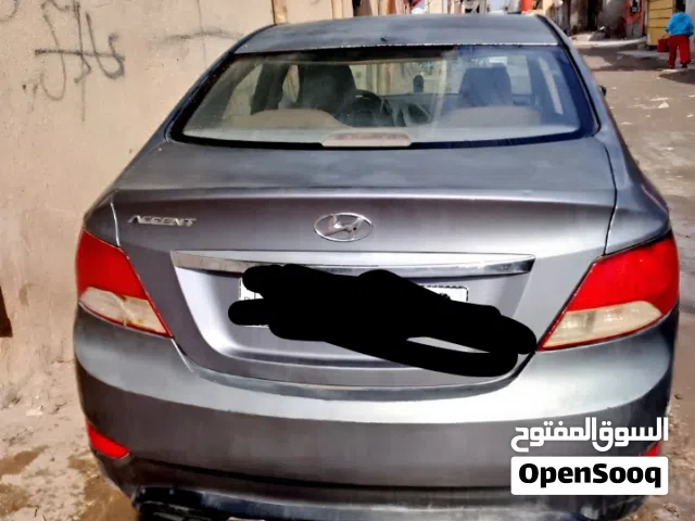 2015 هيونداي اكسنت SE