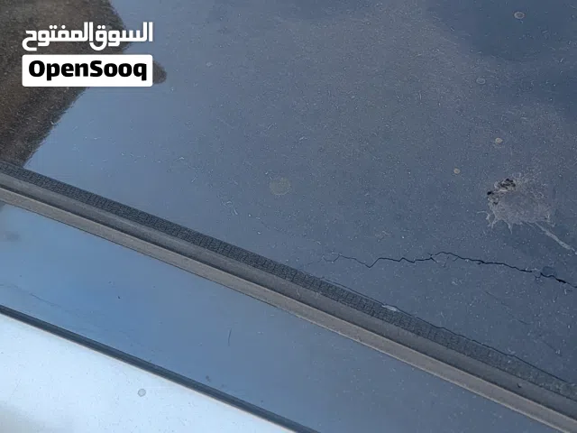 مطلوب زجاج فتحه القف الثابت كيا فايف