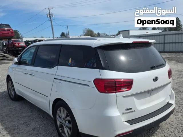 2020 كيا كرنفال EX