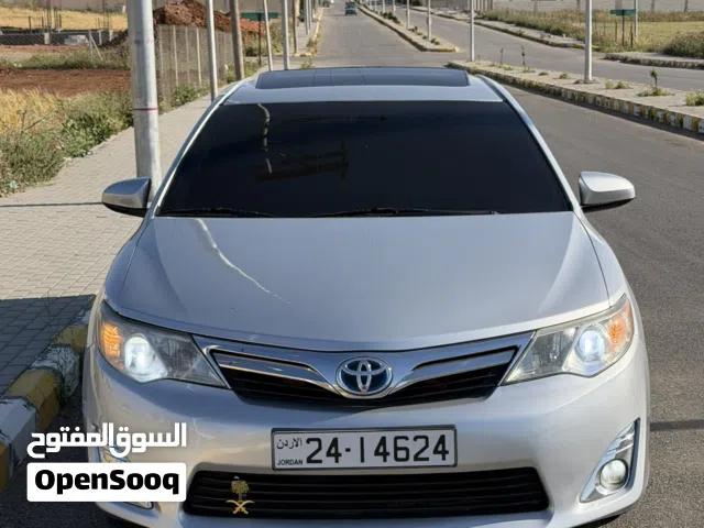 2012 تويوتا كامري XLE