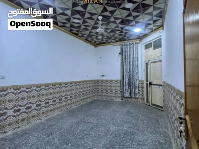 150 m2 4 Bedrooms Townhouse for Rent in Basra Muhandiseen