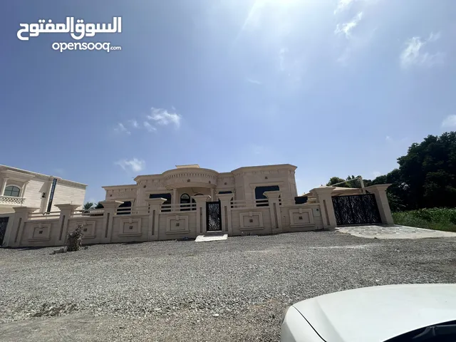 300 m2 4 Bedrooms Townhouse for Rent in Al Batinah Sohar