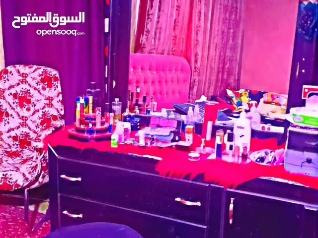 غرفة نوم بحالة ممتازة