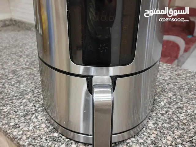 مقلاة هوائية OLSENMARK بحالة ممتازة – استعمال خفيف