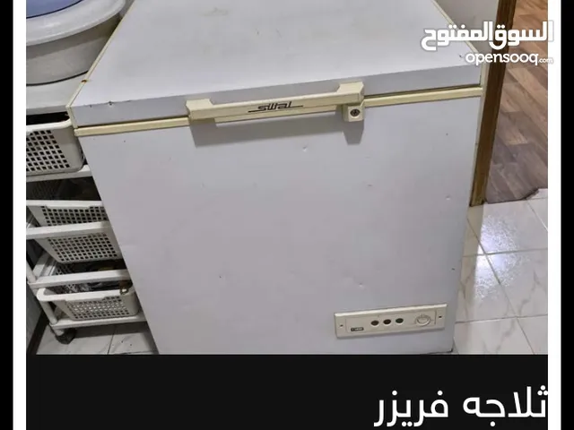 ثلاجه فريزر ايطالي مستخدم نظيف فريونها وكالة