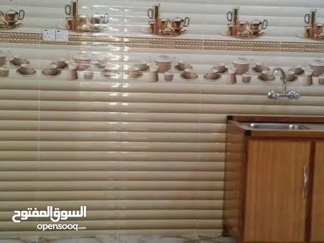 130 m2 2 Bedrooms Apartments for Rent in Basra Al Amn Al Dakhile
