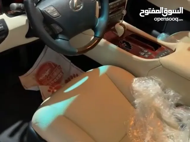 Lxs سيارة لكزس نظيفة استخدام بنت بدون حوادث