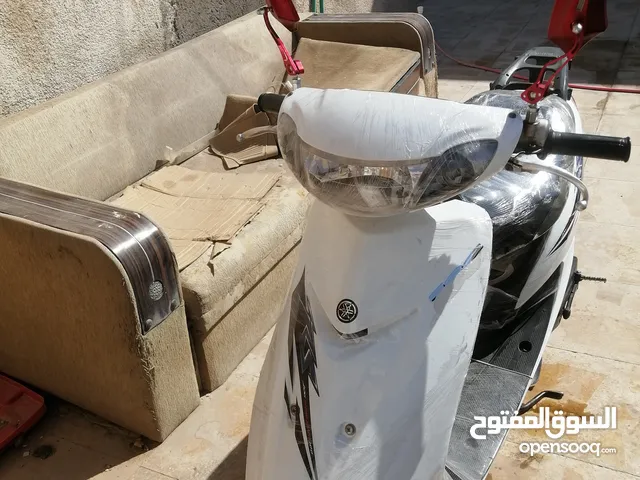 سلام عليكم عصفوري يامها اخت الجديده كلشي شغال بيها الدراجه احلا من الصور