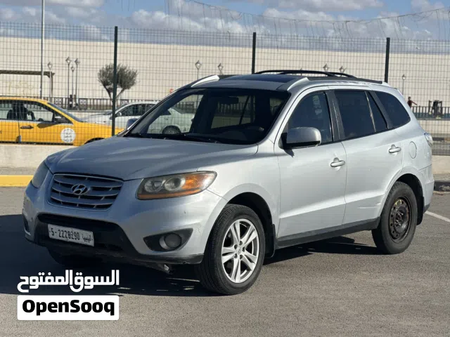 Used Hyundai Santa Fe in Tripoli