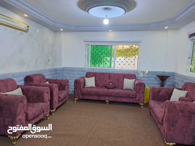 100 m2 2 Bedrooms Apartments for Rent in Zarqa Al Zarqa Al Jadeedeh