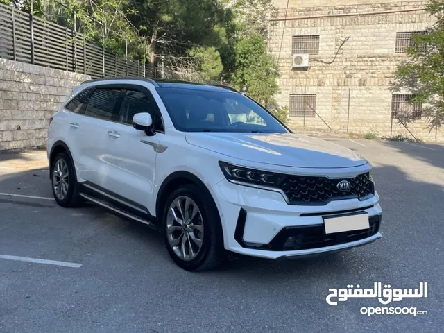 سورينتو مع بانوراما فلللللللللللللل مسكرررر بويه شركة ب الورقه