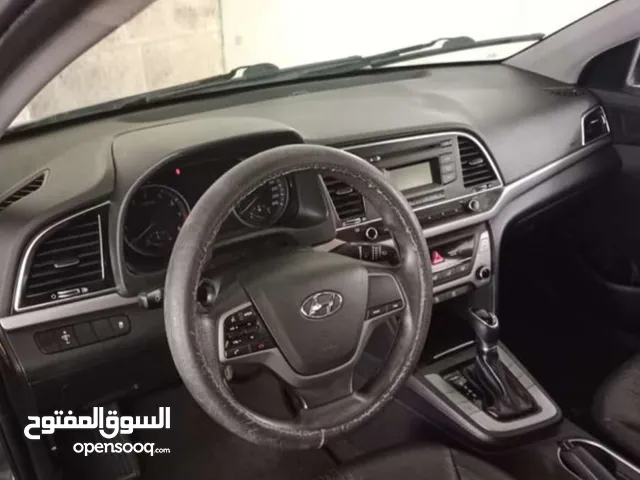 هونداي افانتي 2018 للبيع