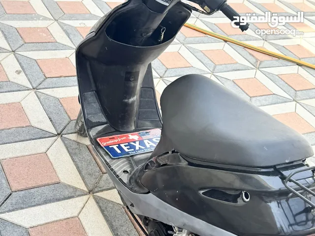 ام شراع للبيع الدراجه فول الدراجه تمرين مب ناقصنها اي شي الدراجه جربت ادوسها مره وحده عند القراج مز