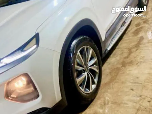 للبيع: هونداي سنتافيه 2020 المشي: 60,000 كم فقط الدهان: دهان وكالة (شركه)