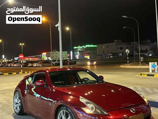 2010 نيسان Z 370