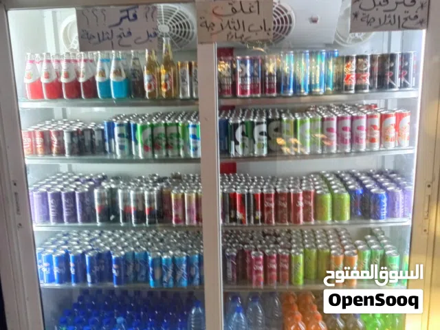 ثلاجة عرض دبل دور بحالة جيدة جدا تبريد ثلاجة