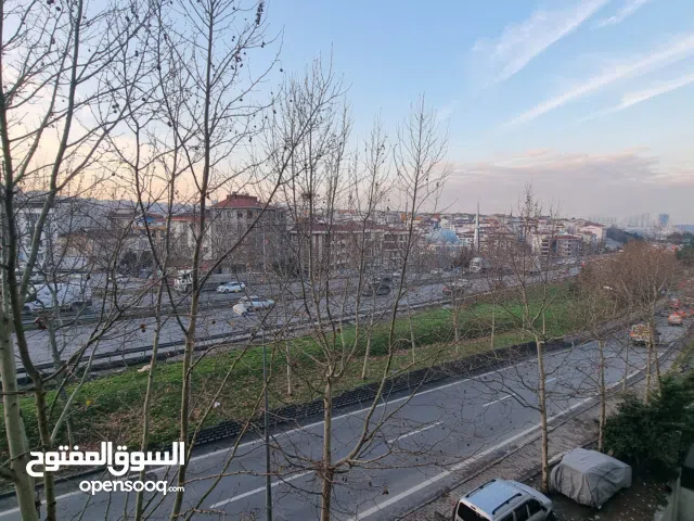 90 m2 2 Bedrooms Apartments for Sale in Istanbul Beylikdüzü