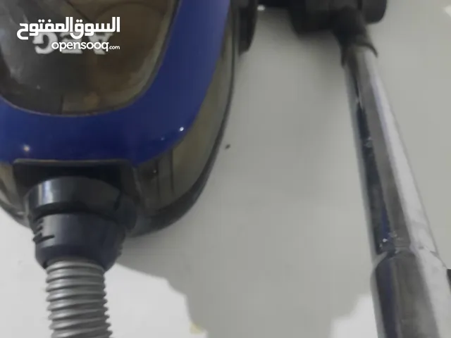 مكنسة  كهربائية  للبيع