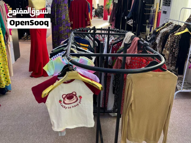 ستاند ملابس دائري حديد للمحلات
