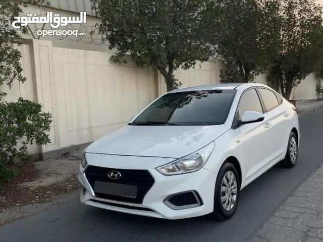 للبيع : هيونداي اكسنت الموديل : 2018 الممشي : 100 وكالة البحرين