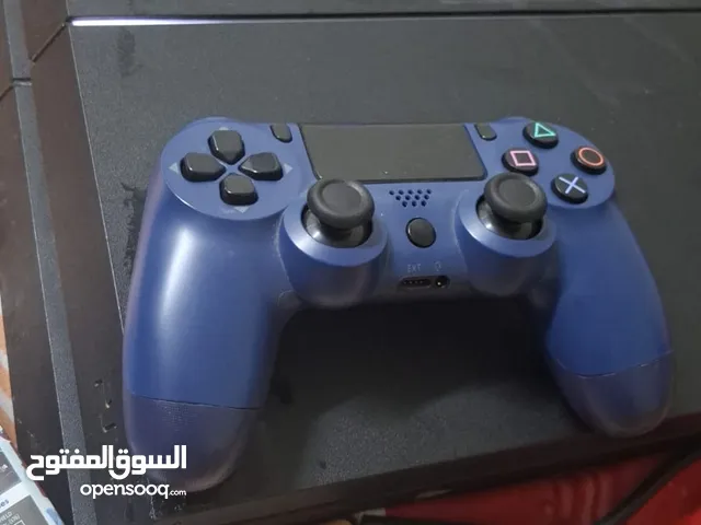 PS4 1 TB + 1 Controller + 2 GAMES