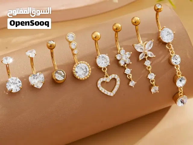 حلق سرة لون ذهبي