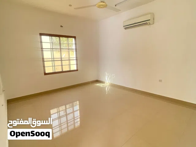 فيلا للايجار في الخوض / villa for rent in al khoudh