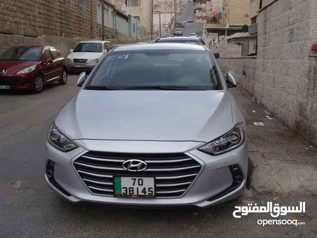 Hyundai Elantra in Amman