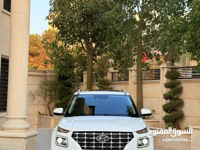 هيونداي فينيو