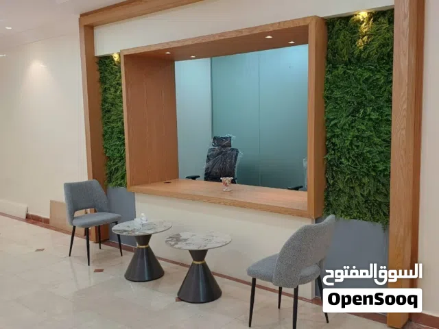 صباغ أخشاب محترف في الإمارات