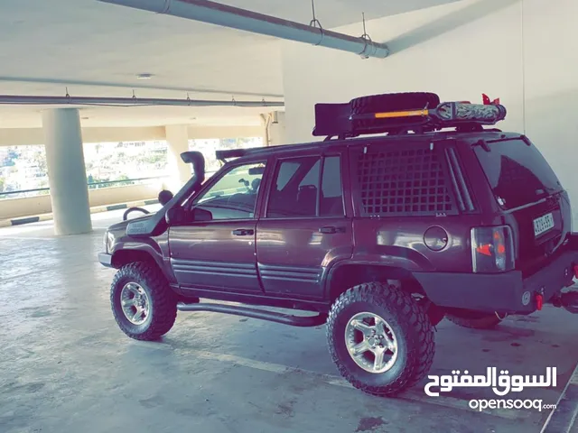 Used Jeep Grand Cherokee in Nablus